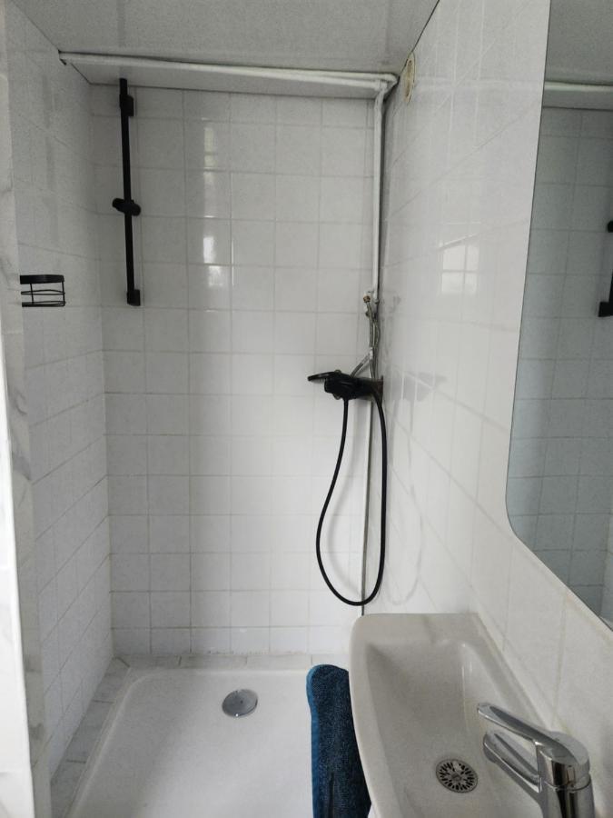 Studio, Pas De Collocation Possible Warmeriville Luaran gambar